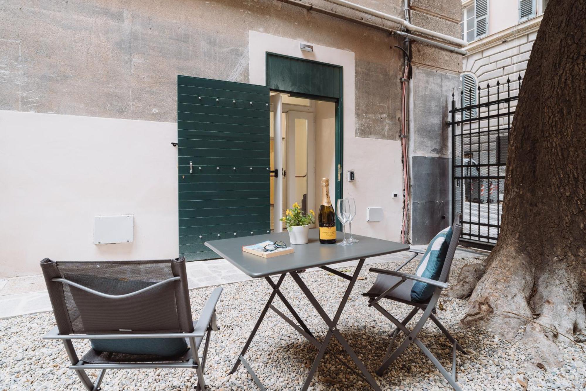 La Tana Della Tartaruga Apartment Genua
